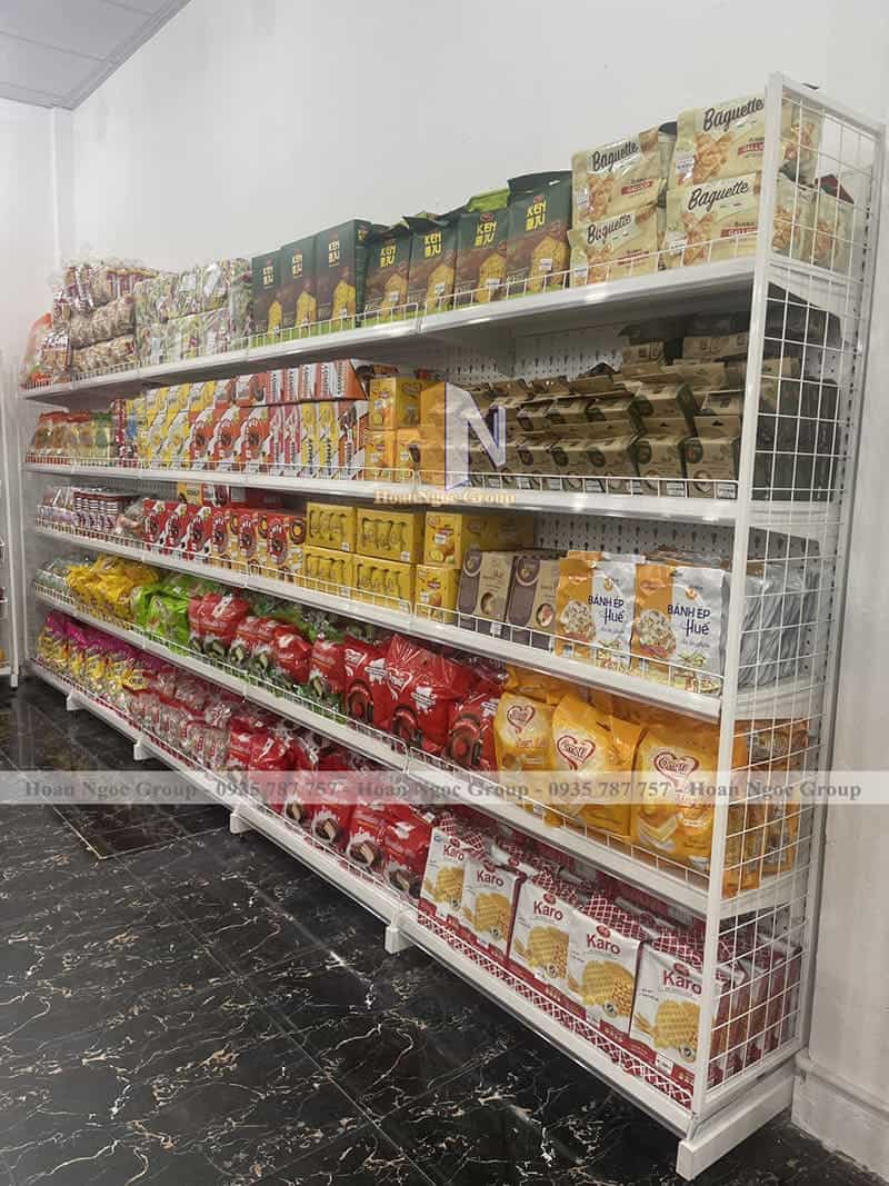 ke sieu thi cua hang tien loi bb mart 11