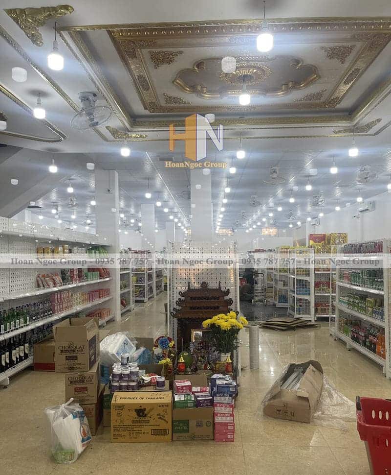 ke sieu thi cua hang tien loi bb mart 4