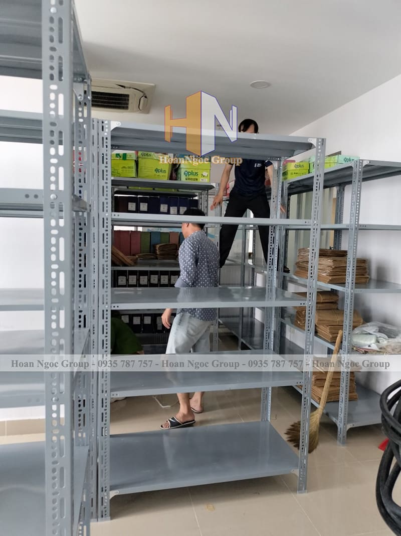 Ứng dụng kệ sắt v lỗ làm kệ hồ sơ cho Sở Nội Vụ tỉnh Bến Tre